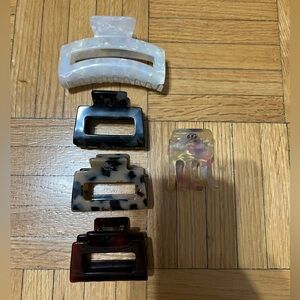 Lululemon hair clips